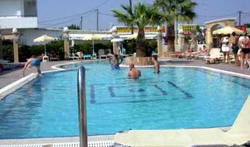 Aparthotel Antonios 3*