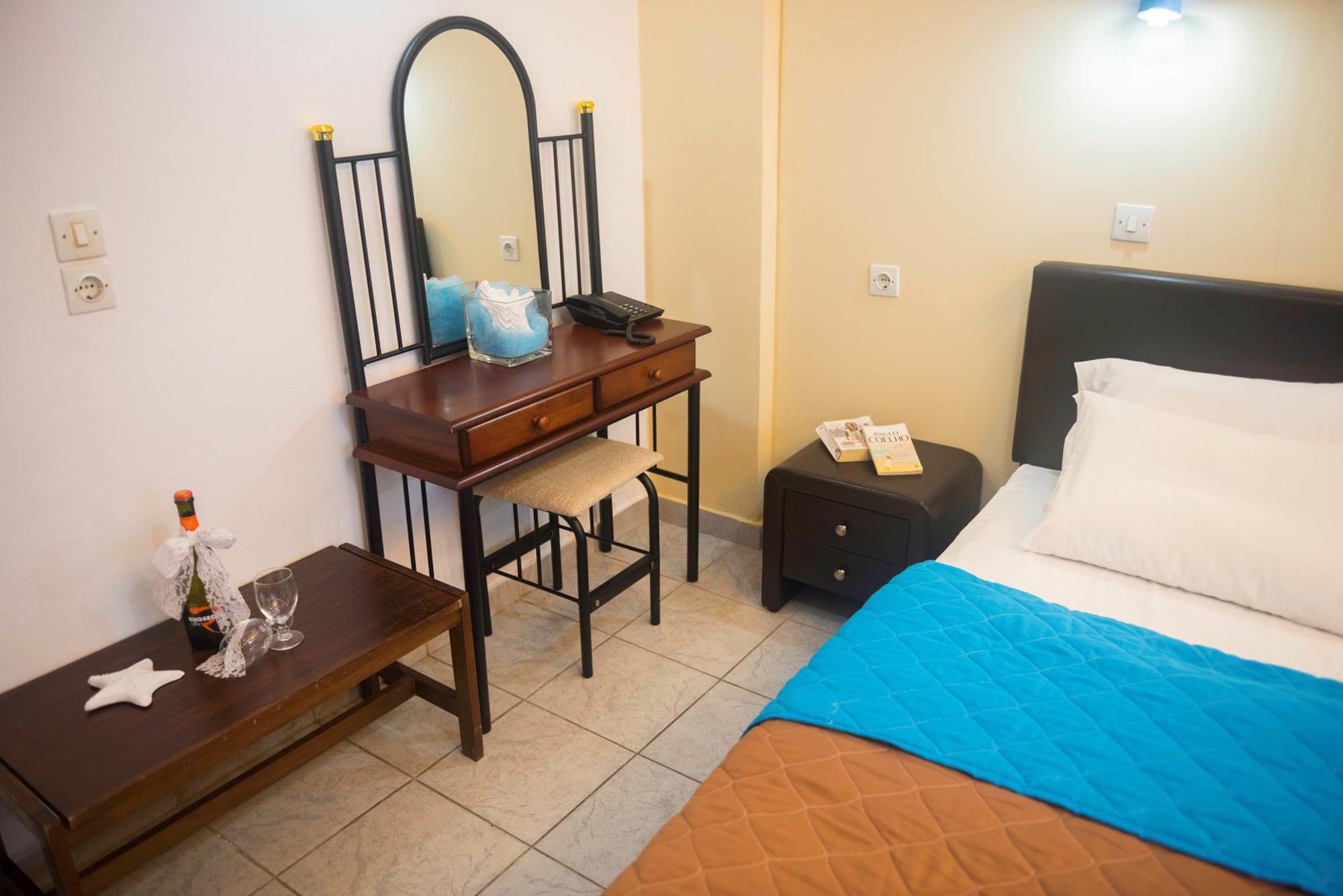 Aparthotel Antonios