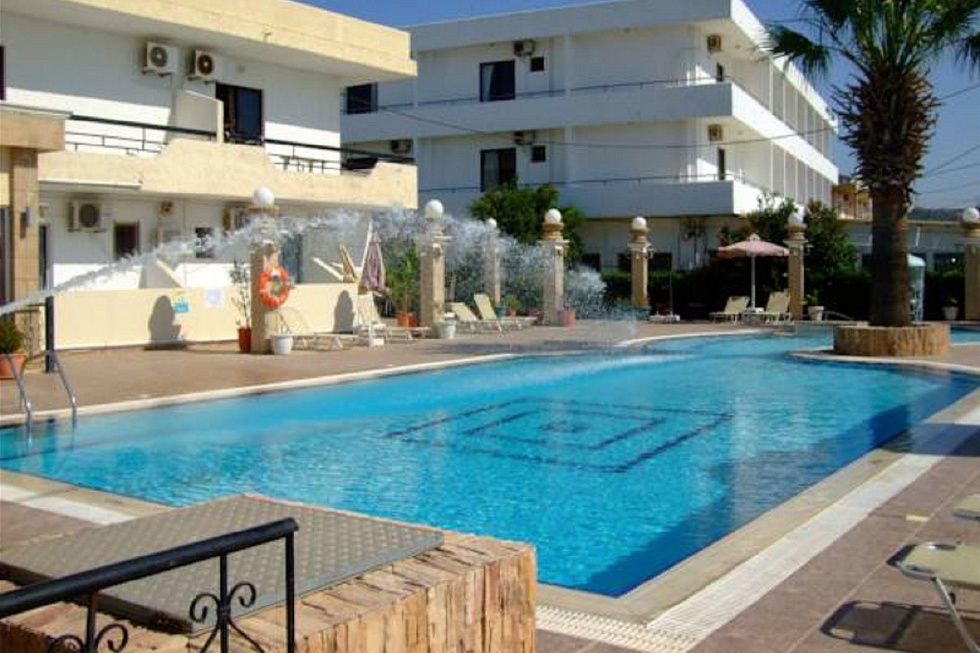 Antonios Aparthotel 3*